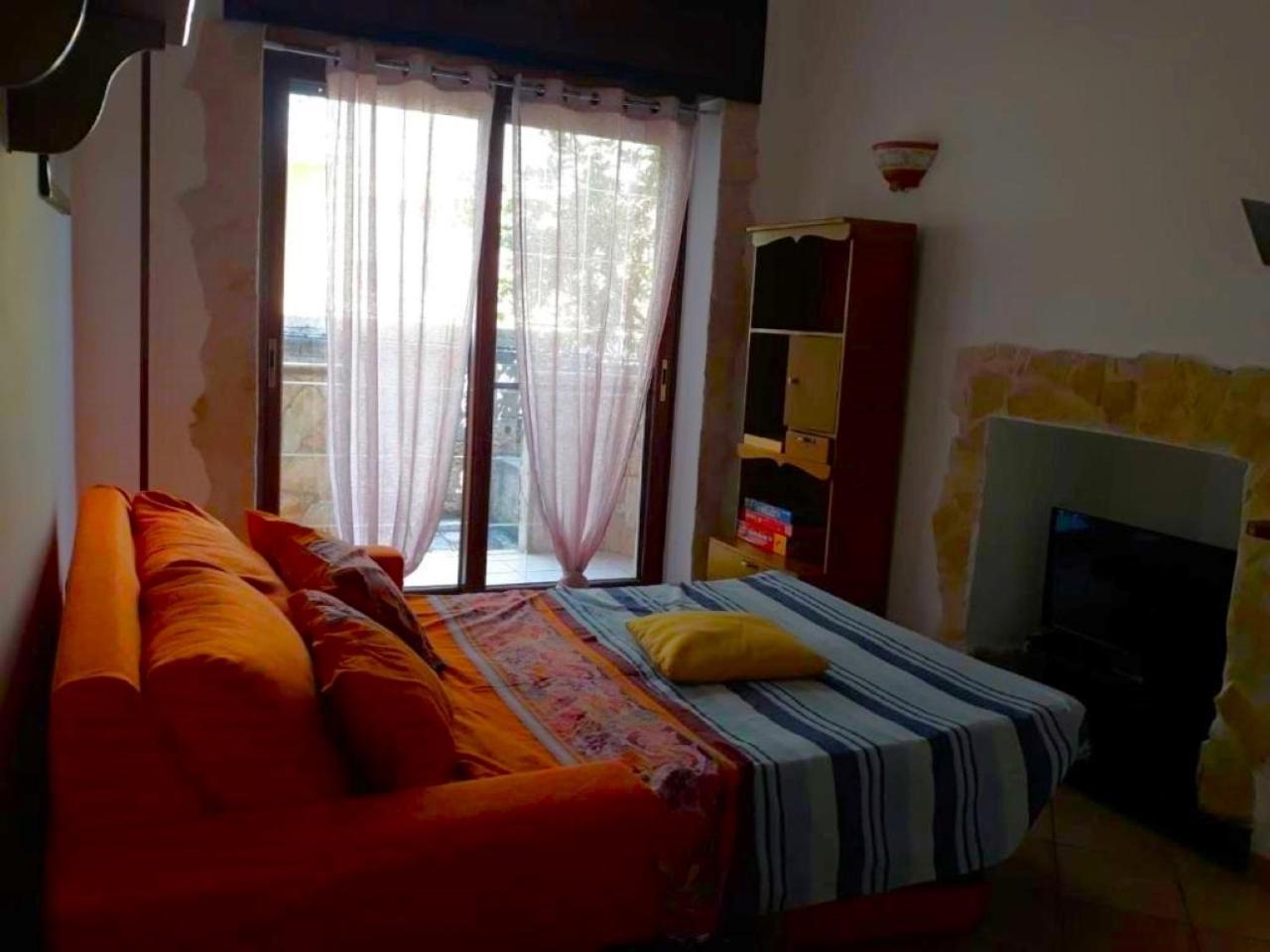 Ferienwohnung Un Posto Al Sole Brindisi Exterior foto